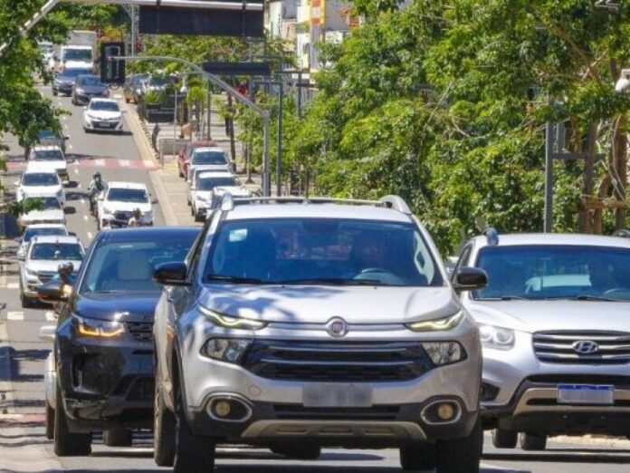 Fique atento: Licenciamento de veículos com final 6 podem ser pagos até hoje