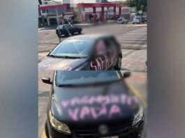 Amante tem carro pichado e atrai olhares de curiosos no Centro de Campo Grande
