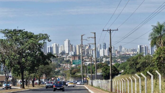 Calorão continua, mas chuva deve chegar em alguns municípios de MS