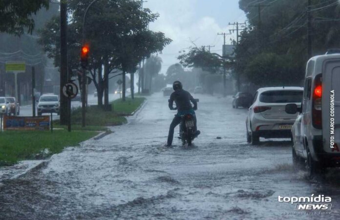 Com direito a dois alerta, MS segue propenso a receber tempestades (vídeo)