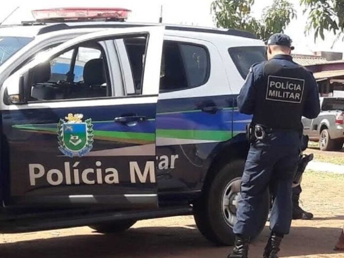 Homem é preso por mostrar pênis e ameaçar vizinhos de morte na Vila Moreninha II