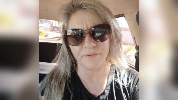 Mulher é assassinada a facadas pelo marido em frente à filha adolescente em Amambai
