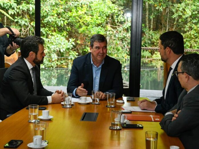 Riedel e Ministério Público discutem benefícios à sociedade