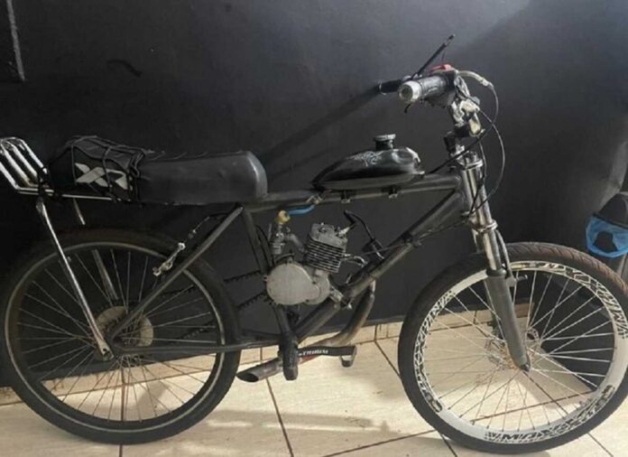 Bicicleta motorizada, conduzida por adolescente é apreendida em Rio Brilhante