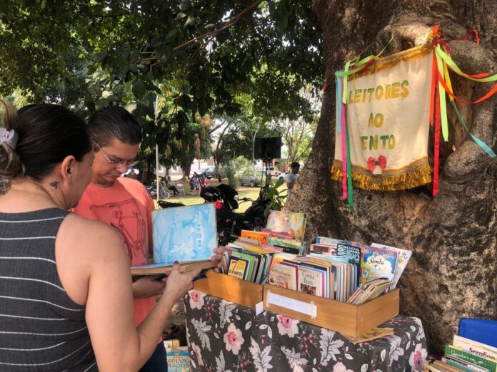 Com apoio do vereador Otávio Trad, feiras livres movimentam os bairros da Capital