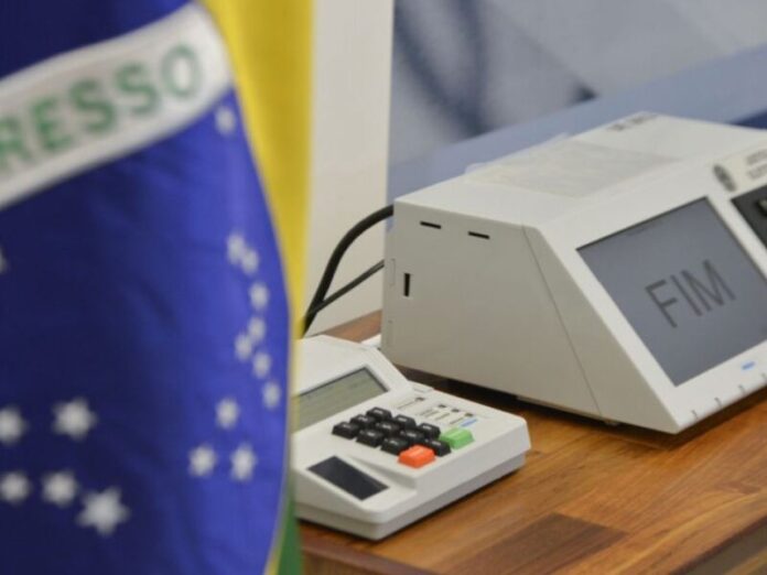 Dois procurados pela Justiça foram eleitos vereadores nas Eleições 2024