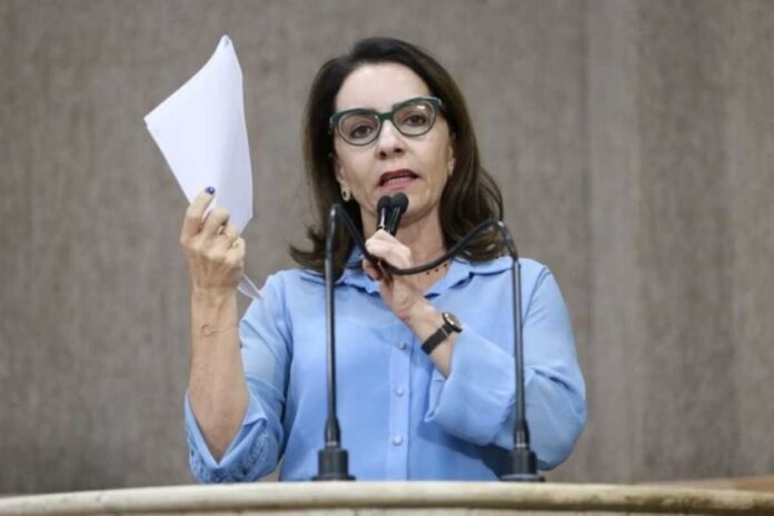 Emília Corrêa é eleita prefeita de Aracaju no segundo turno