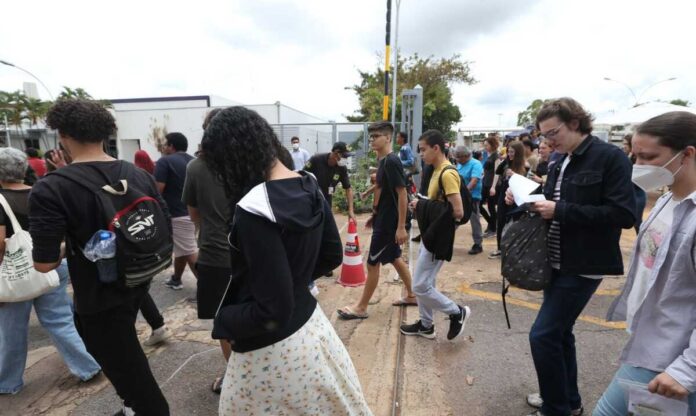 Estudantes que farão Enem terão gratuidade do transporte público nos dias de prova