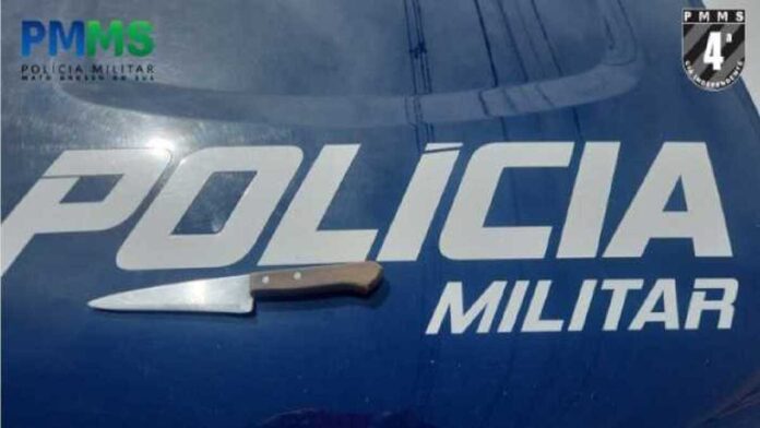 Homem é esfaqueado pelo próprio filho durante bebedeira no Marçal de Souza