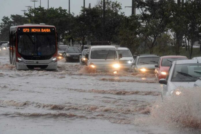 Mato Grosso do Sul recebe alerta de temporais com ventos de até 100km/h