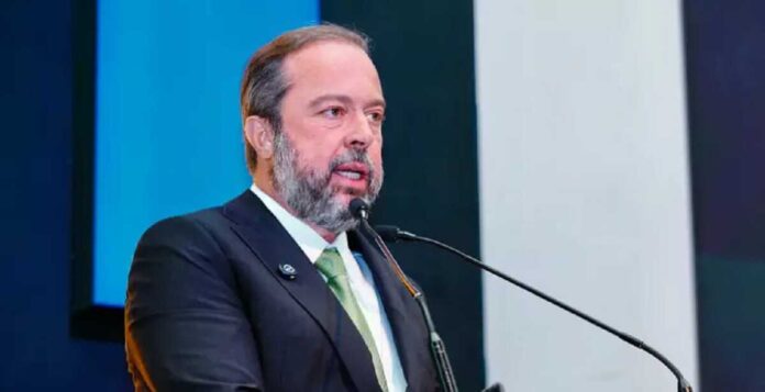 Ministério de Lula descarta volta do horário de verão este ano