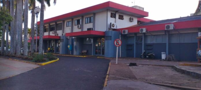 Motociclista fechada por carro em acidente morre em hospital de Dourados