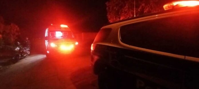 Motorista atropela duas pessoas e abandona carro com drogas em Três Lagoas