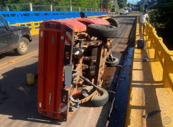 Motorista bêbado vai preso após capotar carro e fugir do local em Costa Rica