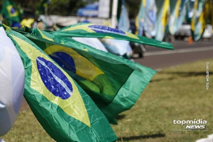 Oba, meu candidato foi para o 2º turno neste domingo! Já posso começar nova campanha?