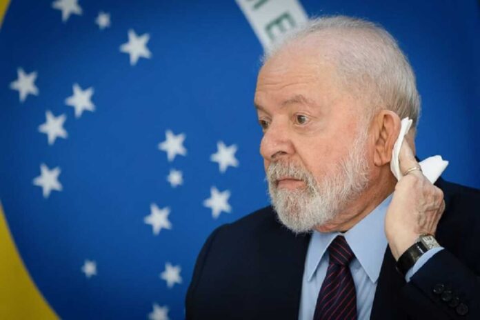 PF cumpre mandado de busca em MS para apurar filiação fraudulenta de Lula no PL