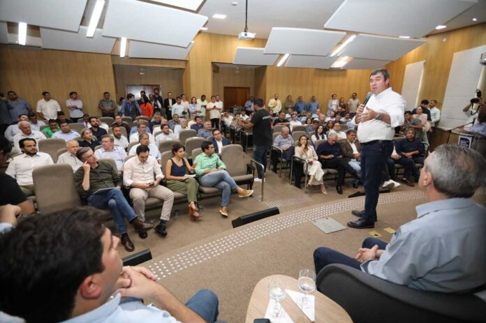 Riedel reafirma compromisso de municipalismo aos 78 prefeitos eleitos em MS
