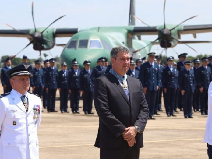 Riedel recebe 'Ordem do Mérito Aeronáutico' da Base Aérea de Campo Grande