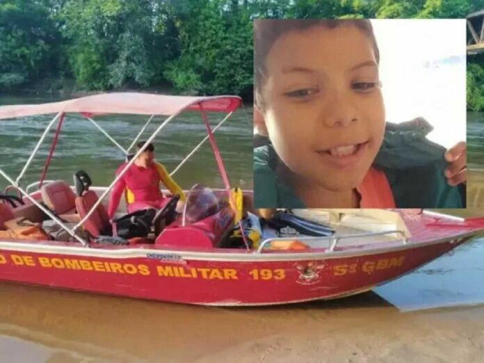 Bombeiros realizam buscas por adolescente que se afogou no Rio Verde em Água Clara