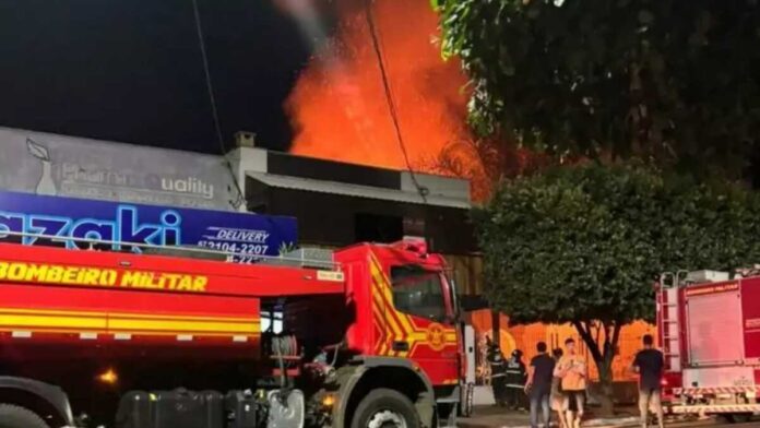 Idosa esquece ar-condicionado ligado ao sair e casa pega fogo em Três Lagoas