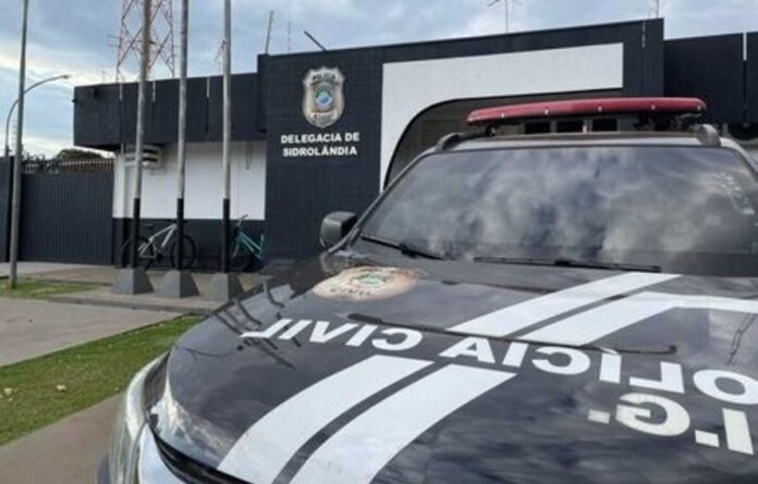 Idoso é preso com arma após amigo ameaçar a ex em Quebra Coco