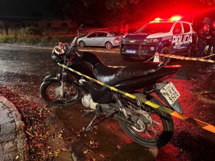 Jovem morre após bater moto em caminhonete em Ivinhema