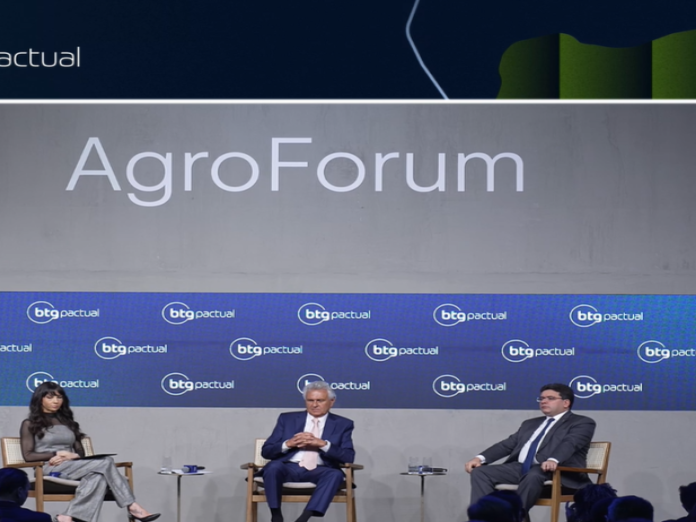 Riedel destaca comprometimento de MS no Agronegócio