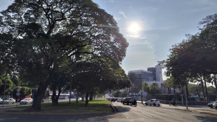 Sábado amanhece com tempo fresco e possibilidade de chuva em MS