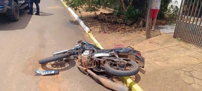 Sem CNH, motociclista provoca acidente e vai preso em Anaurilândia