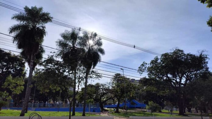 Sextou! Mesmo com previsão nde chuva, calor chega a 37°C em MS
