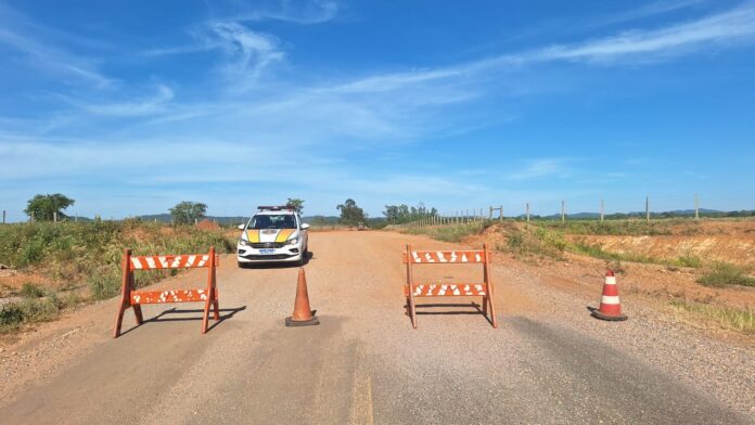 Trânsito: Estrada de acesso ao Aterro Controlado ficará fechada durante está terça-feira (26)