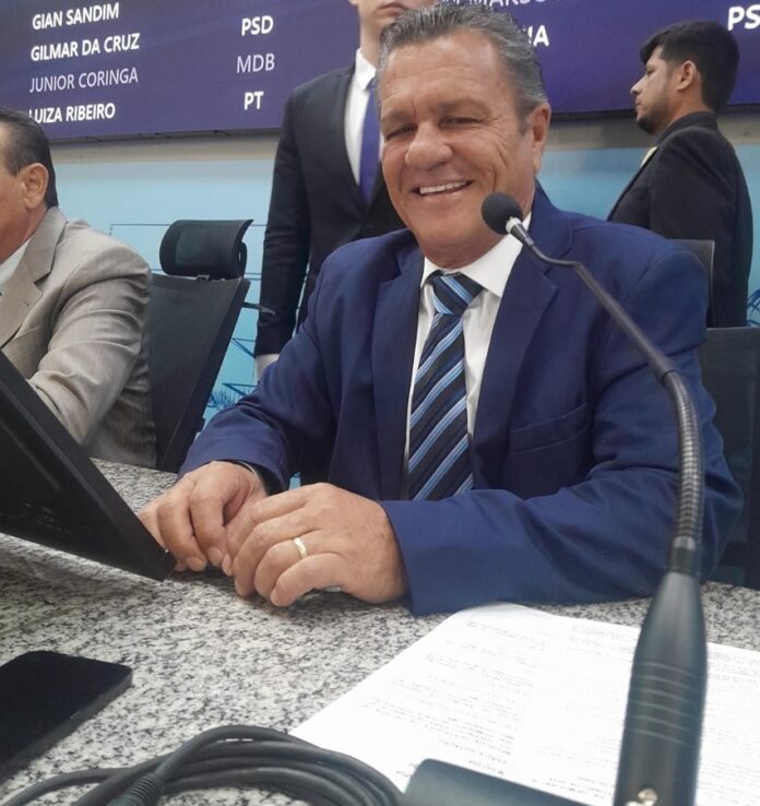 Vereador Delei Pinheiro homenageia personalidades que contribuem para valorizar as heranças africanas
