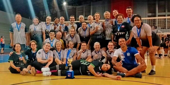 Equipe de vôlei adaptado de Três Lagoas é vice-campeã geral em Torneio Regional