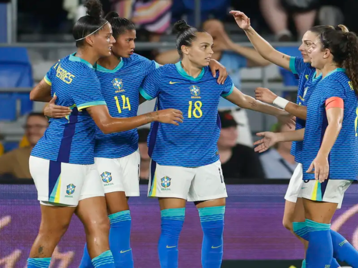 Seleção feminina vence Austrália de novo em último compromisso do ano